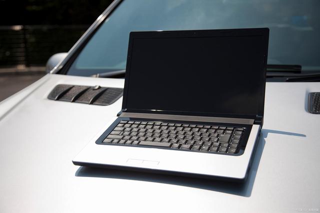 浦東假冒偽劣產(chǎn)品銷毀活動(dòng)